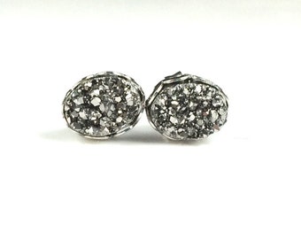 6mm x 8mm Oval Silver Druzy Drusy Stud Earrings in Silver Lace Setting with Hypoallergenic Nickel Free Titanium Posts