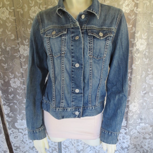 Vtg GAP denim jacket / vintage 90s / Gap denim jacket / 90s GAP Size Medium / Jean jacket / Retro Gap Denim