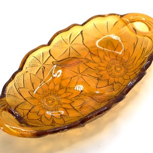 Pretty and Practical Indiana Glass Sunflower Amber Glass Olive/Pickle/Candy Dish