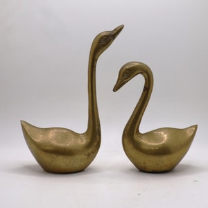 Set of 2 Elegant Vintage Brass Swans