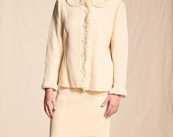 Bill Blass Spring|Summer 2000 Cream Raffia and Yarn Trimmed Skirt Suit