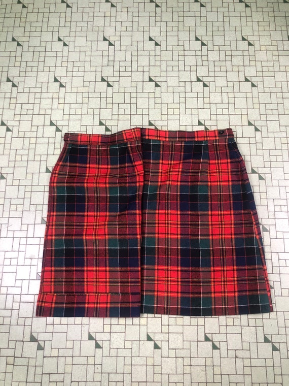 70s Vintage plaid wrap skirt size small - image 3