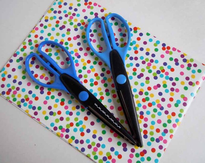 2 Decorative Scalloped Edge Scissors Scrapbooking Craft Supply Etsy