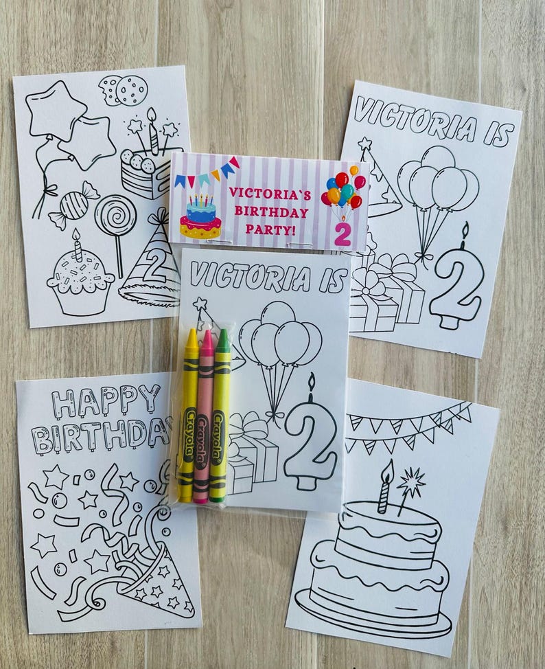 Puede incluir: Un juego de colorear para fiesta de cumplea&ntilde;os con p&aacute;ginas para colorear con ilustraciones tem&aacute;ticas de cumplea&ntilde;os y el texto "Victoria is 2". Incluye un paquete de crayones y una etiqueta que dice "Victoria's Birthday Party!"