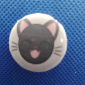Black cat badge