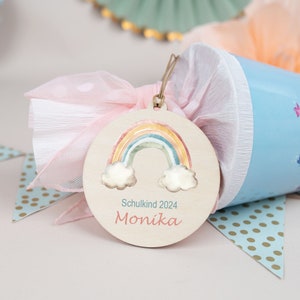Pendentif cône d'école arc-en-ciel m Pendentif cône d'école personnalisé, cadeau d'écolier, cadeaux pour l'inscription à l'école