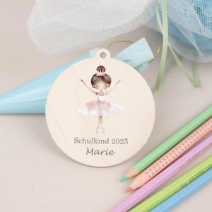 Pendentif cône d'école de ballet ballerine, pendentif cône d'école personnalisé, cadeau d'écolier, cadeaux pour la rentrée scolaire