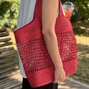Conjunto de bolso tote de rafia roja con clutch: bolso de hombro de crochet veraniego hecho a mano con cartera interior y cierre magnético, bolso de playa premium de verano.