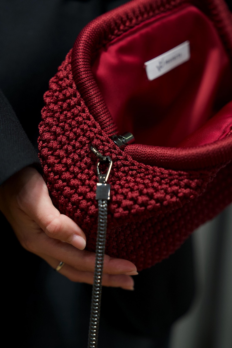 Burgundy crochet women bag with metal strap and lining