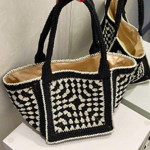 Crochet Raffia Tote Bag: Boho Granny Square Summer Purse
