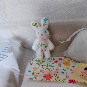 Miniature Floral Bunny Making Kit