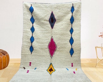 Handmade Wool Moroccan Rug: White Beni Ourain Style