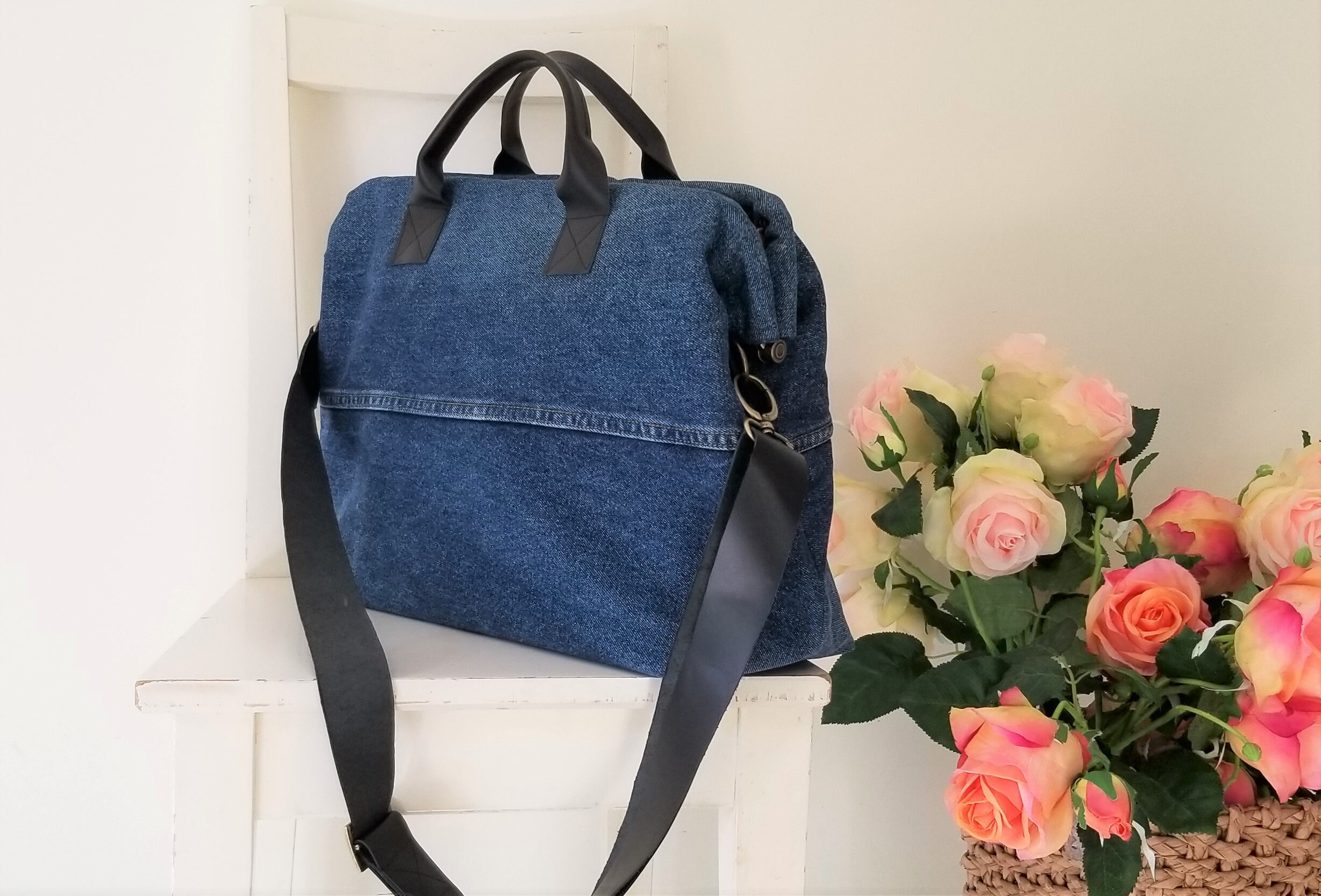 In Bloom - Weekend Bag with Pouch - Denim