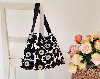 Marimekko Unikko -Black Poppies Shoulder Bag