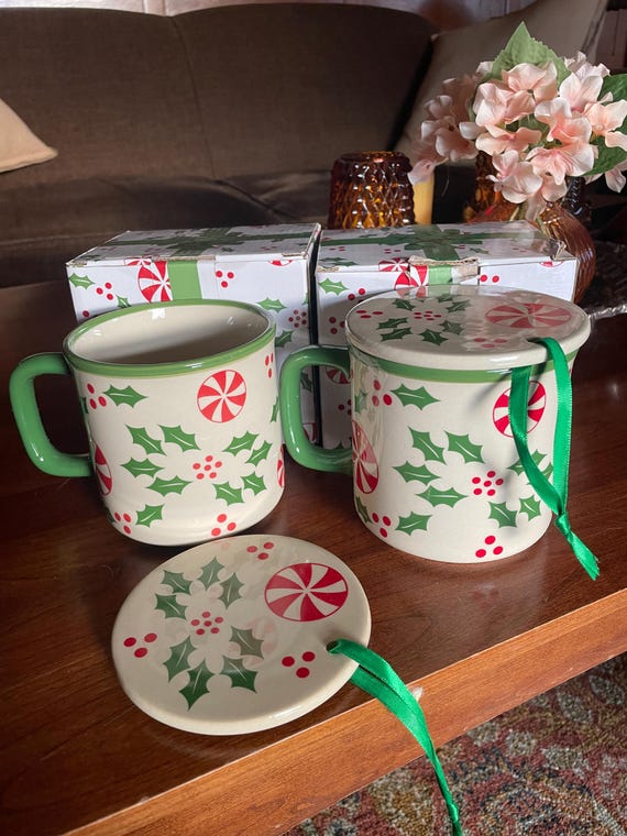 2 Temptations 16-oz Christmas Holly & Peppermint Mugs W