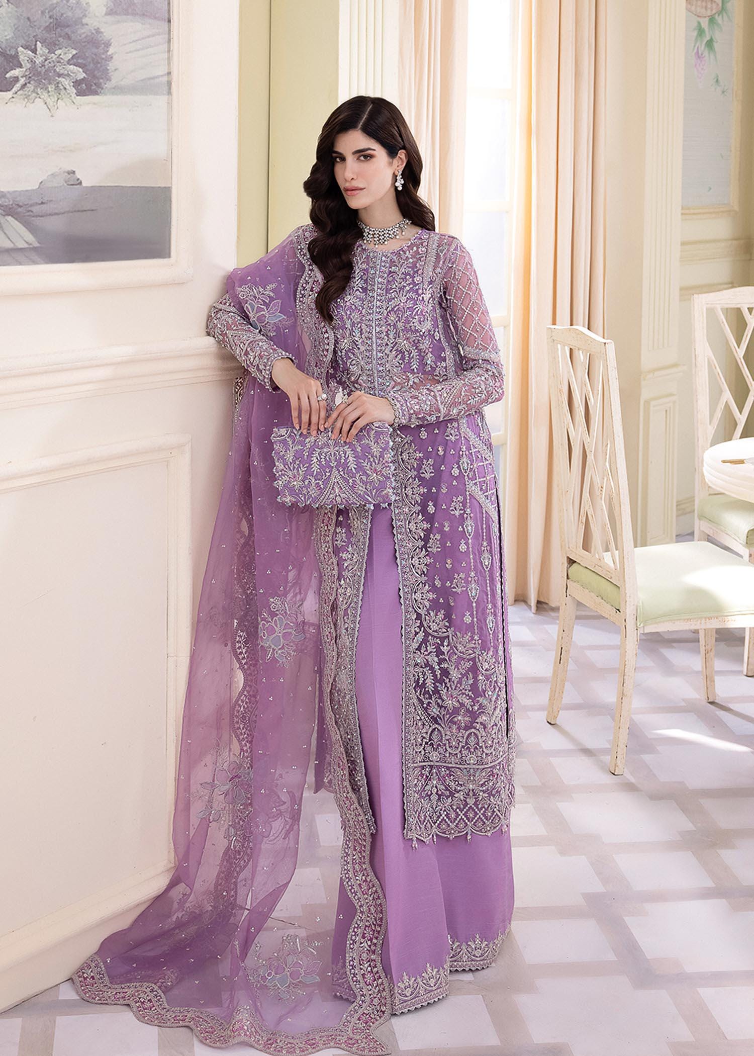 mehndi party wear dresses pakistani Pakistani Mehndi Dresses Trends to Lookout in 2024