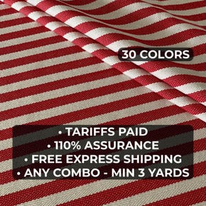 Op de afbeelding: Rood en wit gestreepte stof met een visgraat weefsel. De afbeelding bevat de tekst "30 KLEUREN". Extra tekst luidt "TARIEVEN BETAALD", "110% VERZEKERING" en "GRATIS EXPRESS VERZENDING".