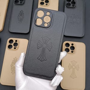 Custodia per telefono in pelle gotica incisa a mano per uomo, donna, coppia, neutra, iPhone16, 15, 14, 13, 12, 11 pro Max plus Mini Opium Cross Y2K, nera