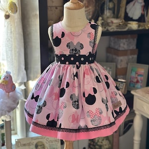 Minnie mouse  handmade dress girl party dress  pink size 2