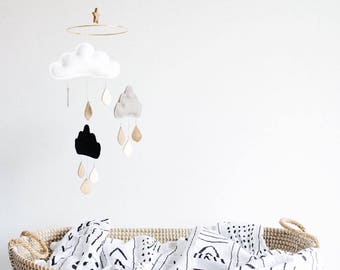 Black and white Mobile - cloud mobile- The butter flying - Black and white nursery Mobile - nursery - Mobile - baby- Baby mobile - scandi