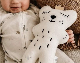 Peluche ours, Doudou ours, doudou naissance neutre, cadeau de naissance neutre, cadeau ours polaire, the butter flying, ours peluche fille