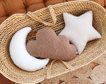 3er-Set Bouclé-Kissen mit Wolken-, Mond- und Sternenmotiv – Neutrale Kinderzimmerdekoration