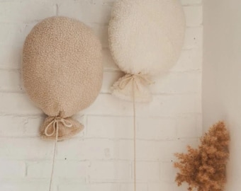 Boucle Balloon Wall Hanging Decoration Beige | Fabric Wall Balloons | Nursery Boucle Balloon Birthday | Baby Photo Prop | Sherpa Cushion