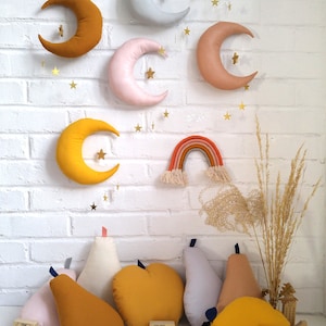 Moon Wall Nursery Decor Vivero temático mágico luna vivero tema espacial luna de oro bebé móvil decoración de vivero lunar fase lunar imagen 10