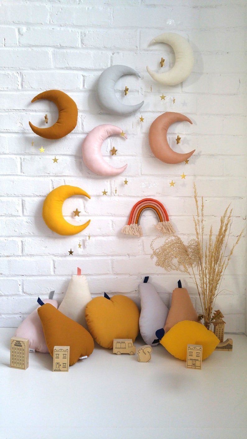 Moon Wall Nursery Decor Vivero temático mágico luna vivero tema espacial luna de oro bebé móvil decoración de vivero lunar fase lunar imagen 10