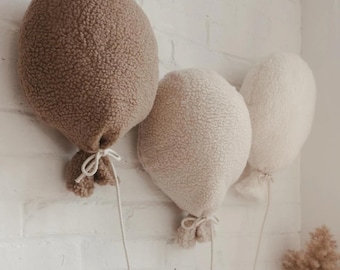 Boucle Balloon Wall Hanging Decoration Beige | Fabric Wall Balloons | Nursery Boucle Balloon Birthday | Baby Photo Prop | Sherpa Cushion