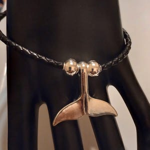 whale&#39;s tail bracelet