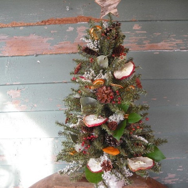 Fruit and Spice table top Christmas tree.