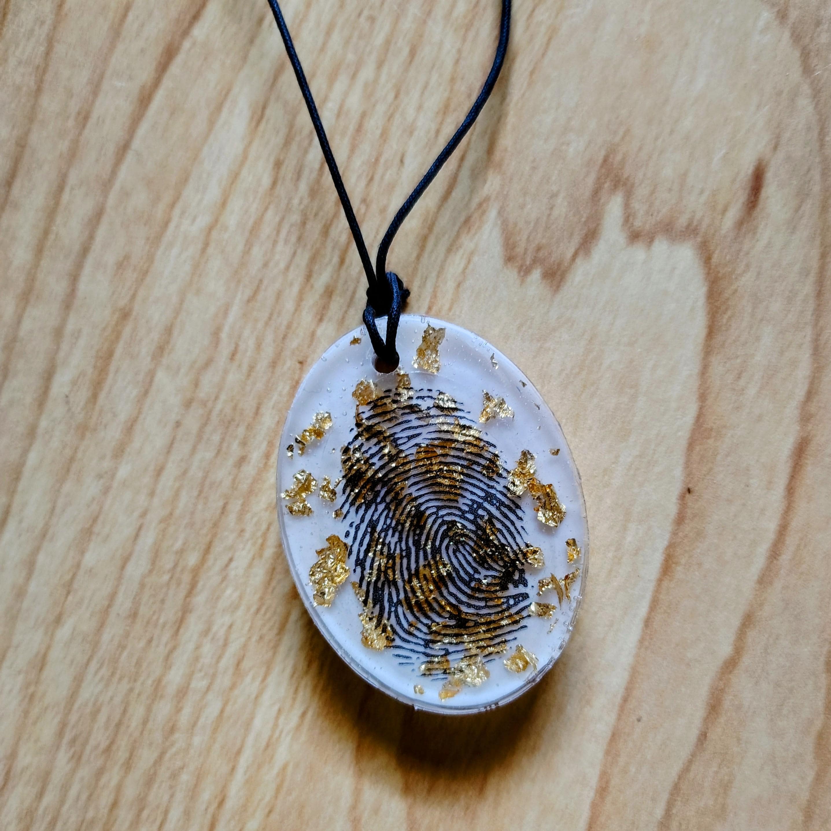 Custom Resin Fingerprint Keepsake – Personalized Necklace or Keychain - Thumbnail 2