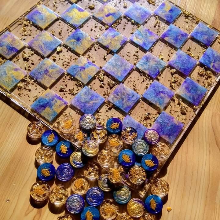 Custom Resin Checkers Set – Handmade Game for Kids & Adults - Image 1