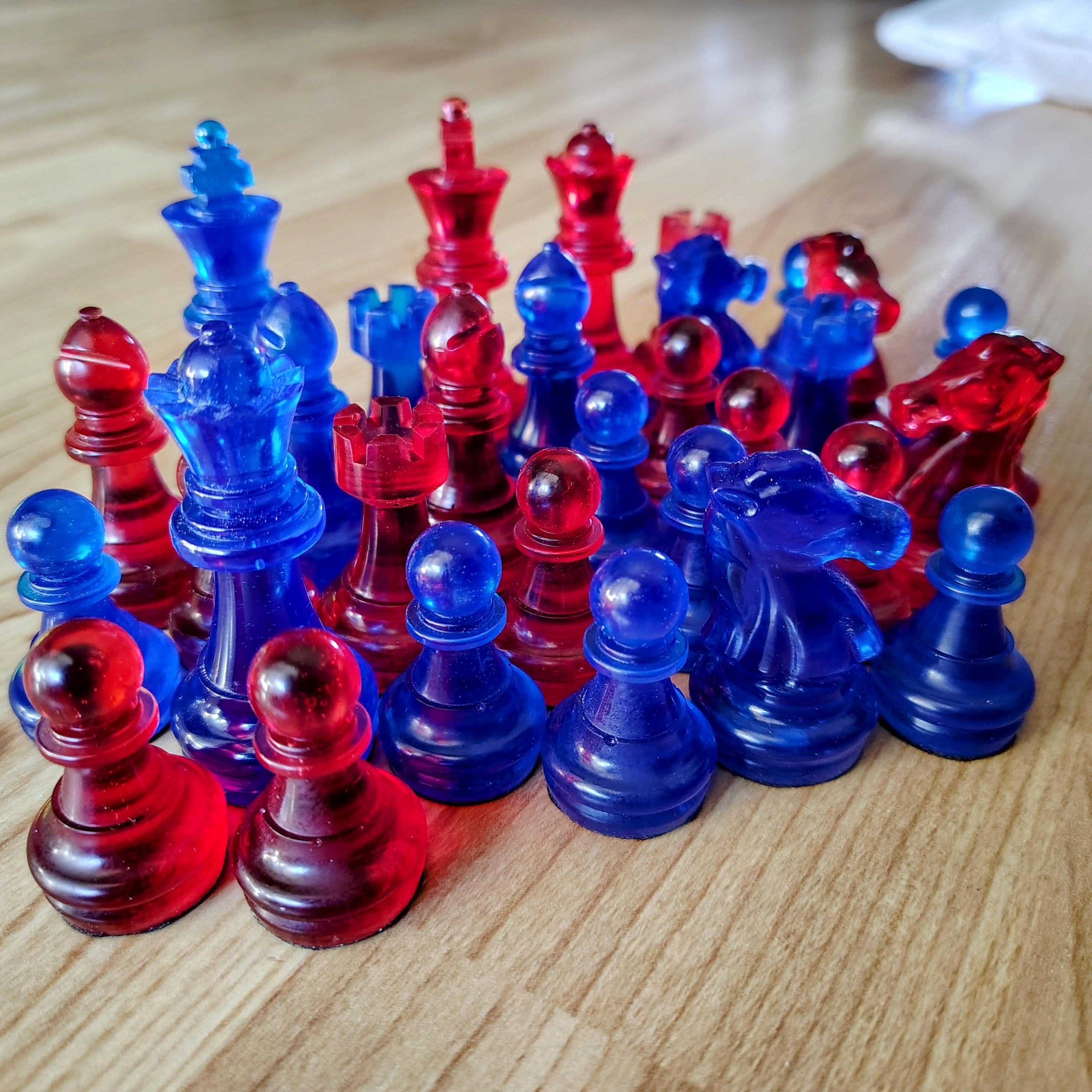 Resin Chess Pieces – Handmade Replacement Set (No Board) - Thumbnail 3