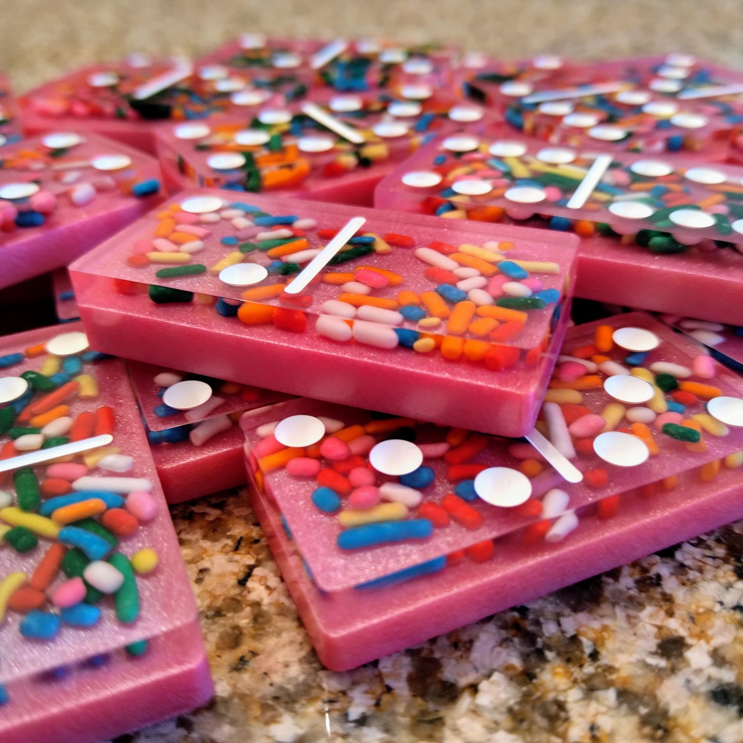 Sprinkle Resin Dominoes – Handmade Double-Six Set - Thumbnail 3