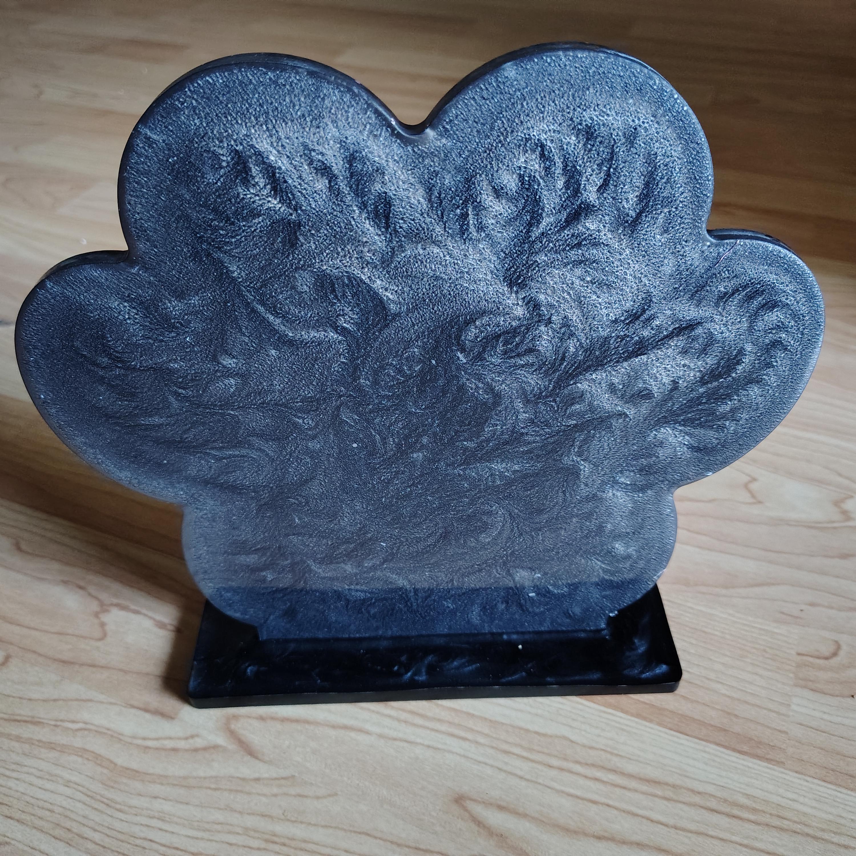 Custom Resin Paw Print Photo Frame – Personalized Pet Keepsake - Thumbnail 4