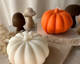 XL Pumpkin Candle – Large decorative candle in pumpkin design | Handmade autumn candle made from rapeseed wax | Statement home decor | Vegan & natural