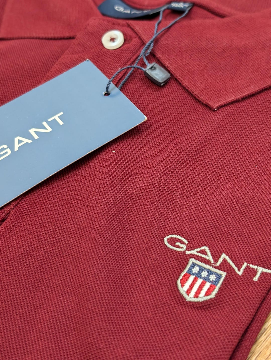 Gant Men Pink Solid Short Sleeves Polo Tshirt main image 1