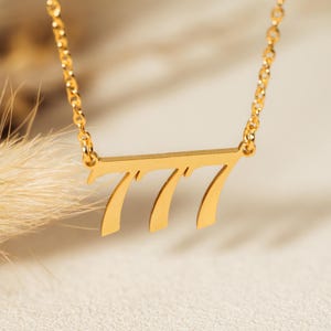 Colar personalizado com número da sorte, colar com letras, colar com pingente de data e ano personalizado, colar dourado e prateado, presentes para o Dia das Mães, presentes para ela