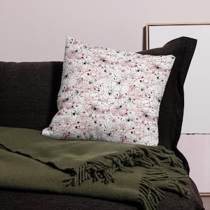 Halloween spider Pillow, pillow for Halloween, spider throw pillow, plaid Halloween pillow, spooky couch pillow, spooky bed pillow