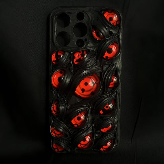 Horror Red Eyes Phone Case: Gothic Cthulhu Glow-in-Dark iPhone, Samsung Case