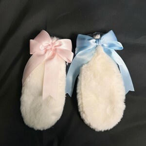 Handmade Fur Bunny Ears Headphone Cover with Bow: AirPods Max Accessory image 4