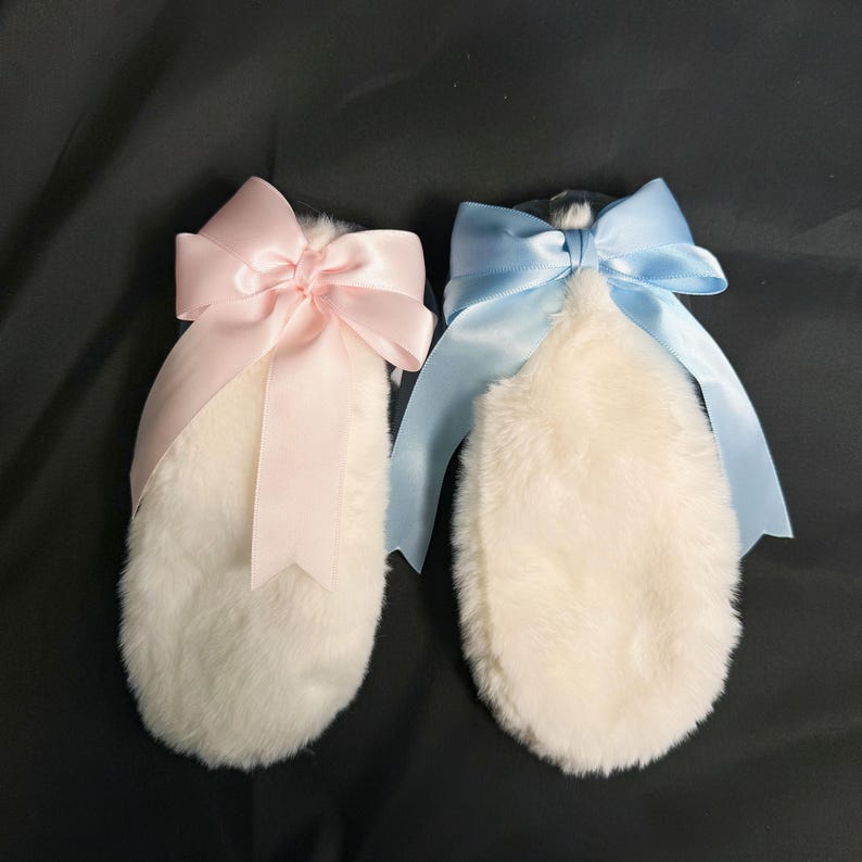 Handmade Fur Bunny Ears Headphone Cover with Bow: AirPods Max Accessory image 4