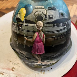 08. russian soldier&#39;s helmet, the trophy from war in Ukraine / Souvenirs from war in Ukraine
