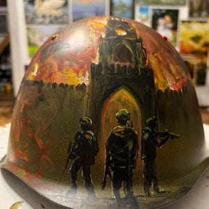 11. russian soldier&#39;s helmet, the trophy from war in Ukraine / Souvenirs from war in Ukraine