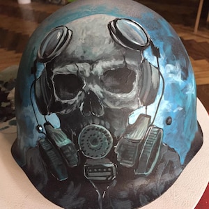 15. russian soldier&#39;s helmet, the trophy from war in Ukraine / Souvenirs from war in Ukraine
