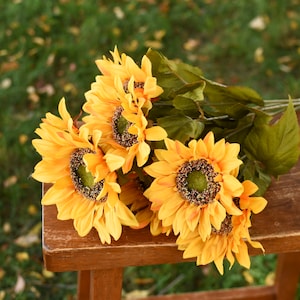 Silk sunflower bouquet, summer flowers, artificial  sunflowers, yellow flowers, large silk flowers