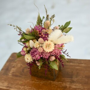 Small dried flower centerpiece, spring dried flower arrangement, spring dried flowers, small arrangement, small centerpiece image 3