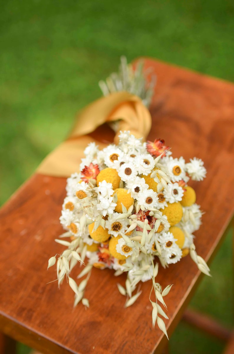 Dried billy balls, craspedia, Bunch of craspedia, dried yellow flowers, Billy buttons, baby shower flowers image 9